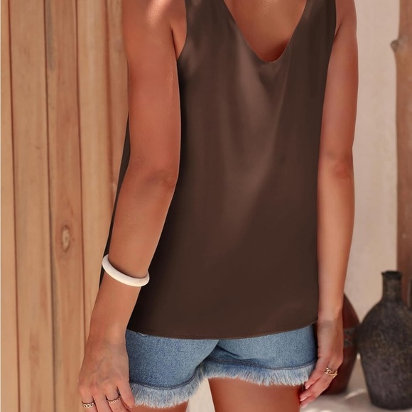 Rich Brown Fitted Camisole Tank Top - Picture 3 of 4